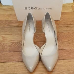 BGBG Generation patent leather nude size 10M